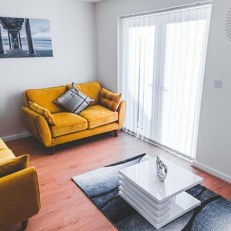 Salford Holiday Apartment Manchester Exterior photo